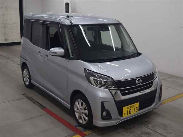 50202 Nissan Dayz roox B21A 2018 г. (MIRIVE Osaka)